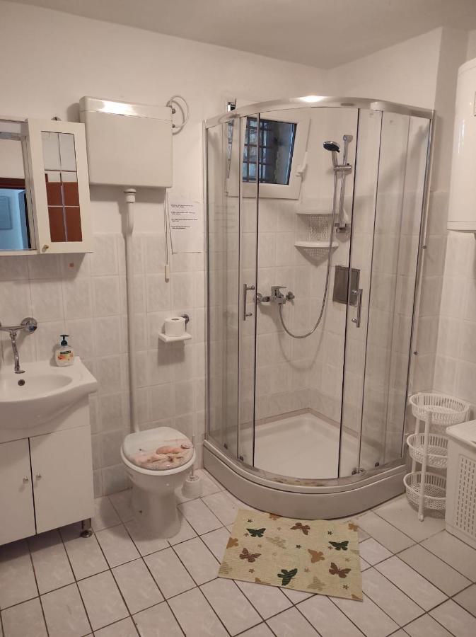 Apartment Rendulic Малинска Екстериор снимка