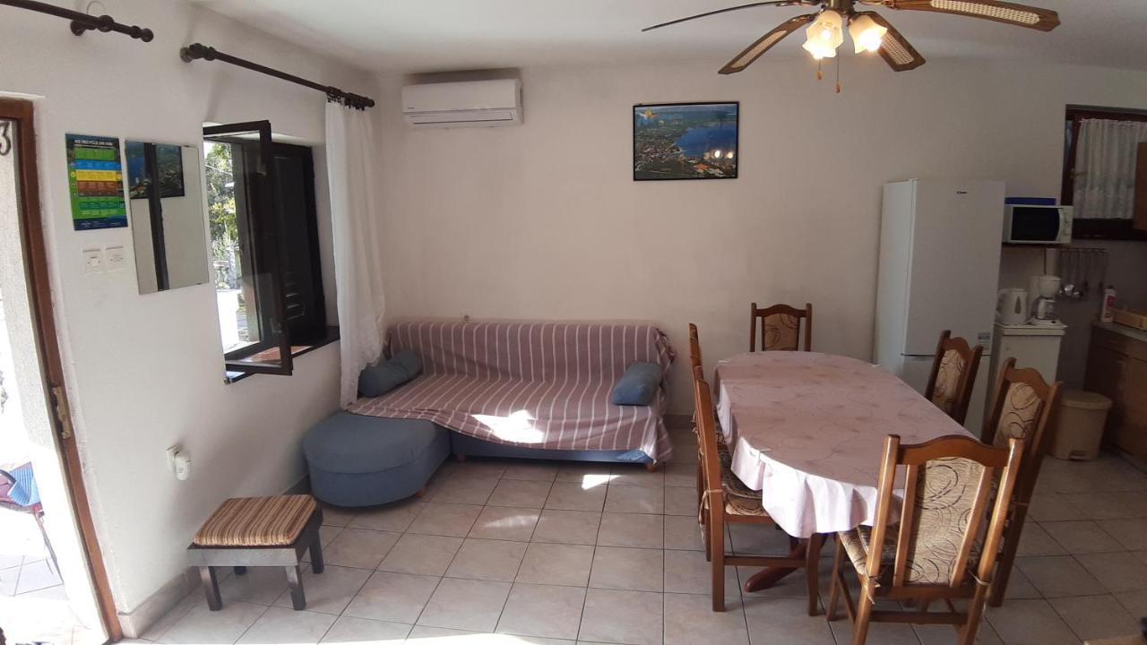Apartment Rendulic Малинска Екстериор снимка