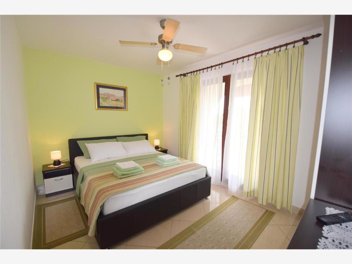 Apartment Rendulic Малинска Екстериор снимка