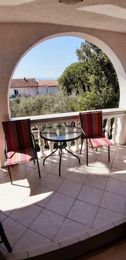 Apartment Rendulic Малинска Екстериор снимка